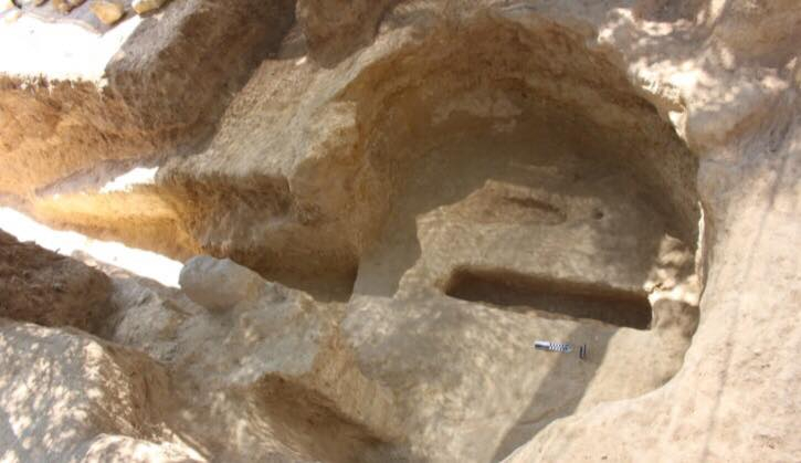 Сензационно! Древни гробници, непокътнати от иманяри, бяха открити в Гърция СНИМКИ