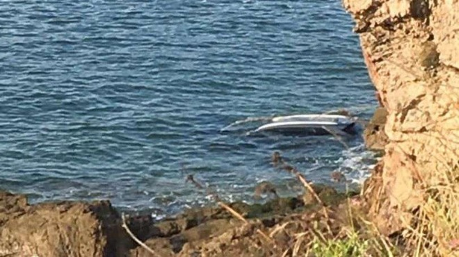 Шофьорка падна с кола в морето, а последвалото изуми всички