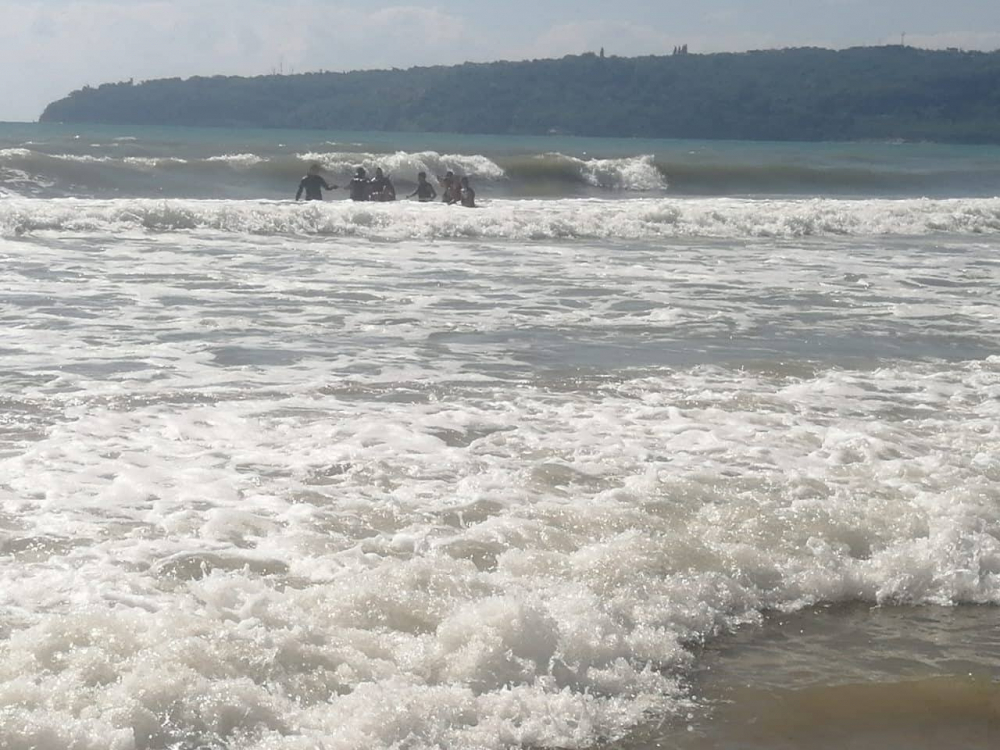 Ужас! Втори труп изплува на плажа в Созопол 