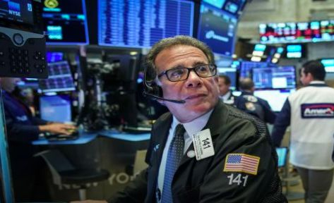 CNBC: На борсите в САЩ започна истерия, индексите се сринаха   