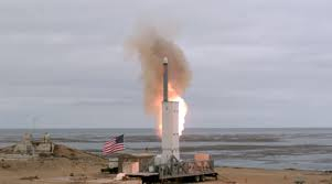 САЩ проведоха изпитания на забранена до скоро ракета ВИДЕО