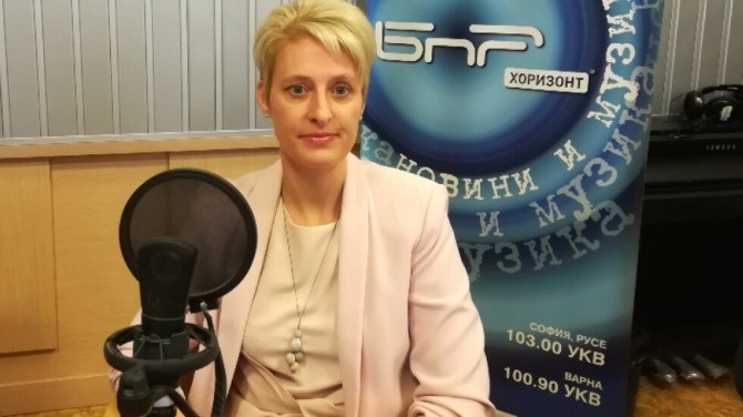Посланикът на Великобритания Ема Хопкинс: Работим много добре с прокурор Иван Гешев