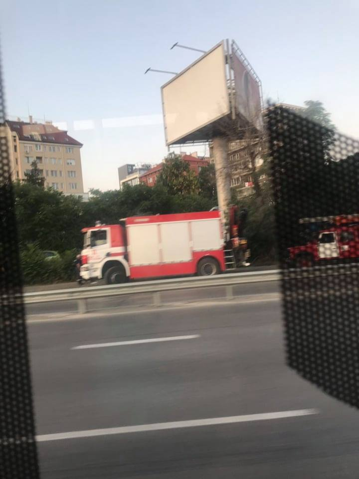 Инфарктна ситуация в ранни зори на Сточна гара в София! Ексклузивни СНИМКИ