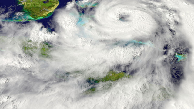 Страшно ВИДЕО: Циклонът „Мока“ прерасна в ураган и удари...