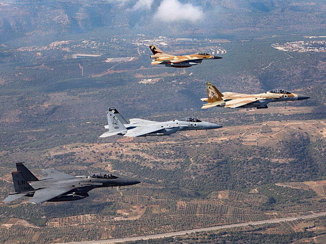 Израел бомбардира Ливан - избухна ли войната? 