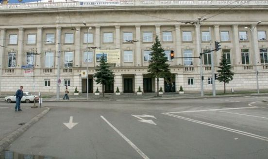 Празничен маратон затваря улици в София