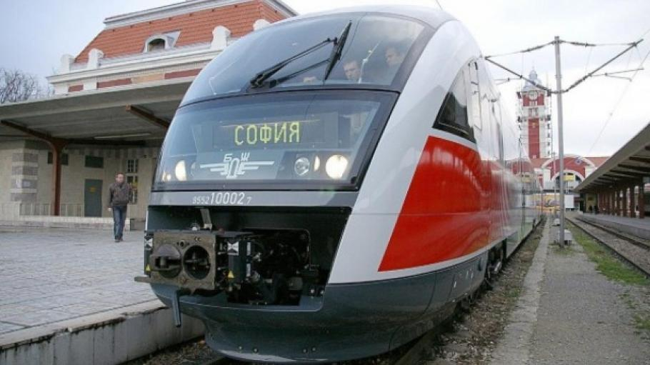 Влакът София-Пловдив вече ще е бърз като автобус