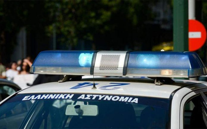 Стрелба в ценръра на Атина пo туристически автобус