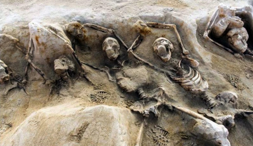 Археолози откриха масов гроб на роми