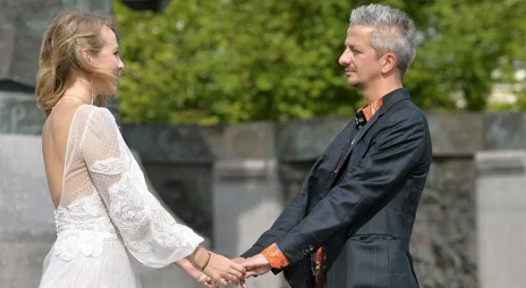 Содом и Гомор на сватба на либералната кандидатка за президент на Русия ВИДЕО