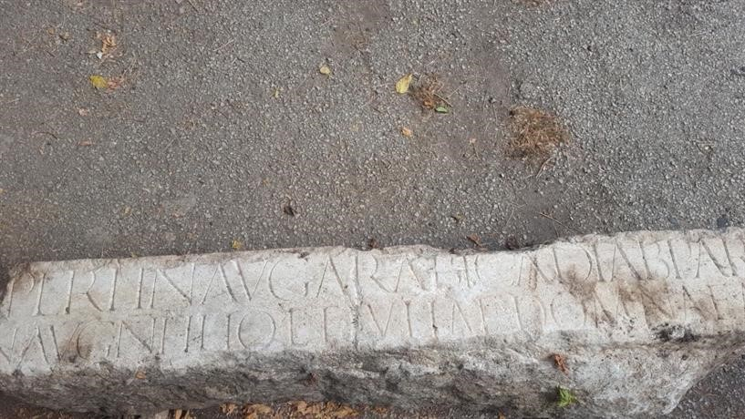 Ченгета откриха в артгалерия уникална находка, свързана с римски император СНИМКА