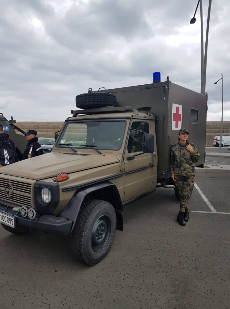 Военен екшън в Бургас: Стреляха по трафикант на Пристанището СНИМКИ