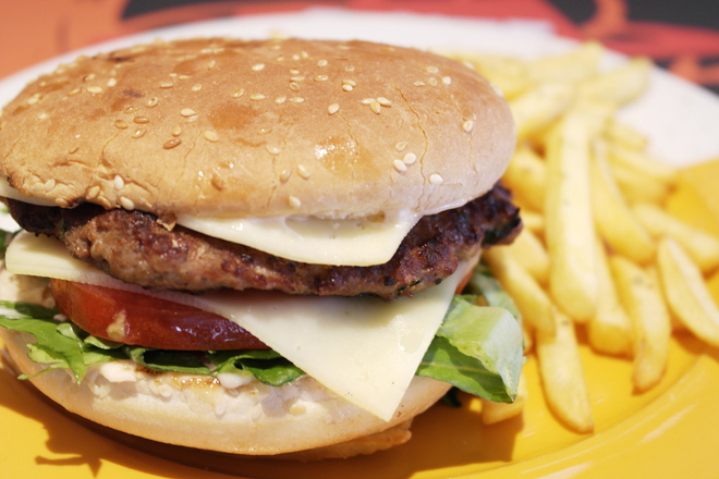 Дете почина заради хамбургер, изяден преди 8 години