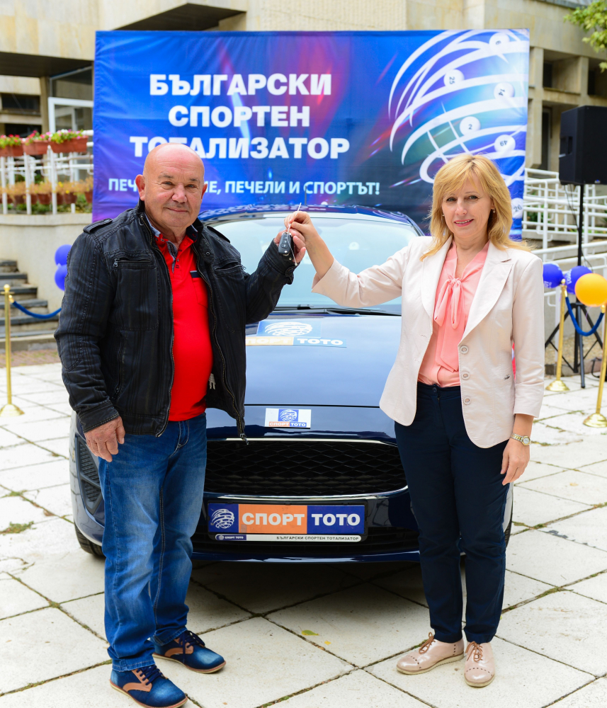„ТОТО 2 – 6 ОТ 49“ направи късметлия от град Тервел собственик на чисто нов автомобил