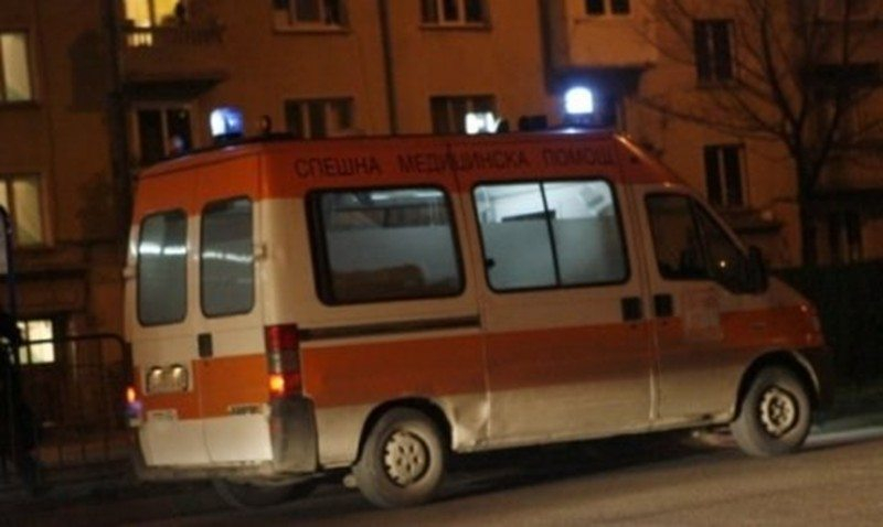 Сигнал до БЛИЦ: Жена - камикадзе потроши кръстовище в София 