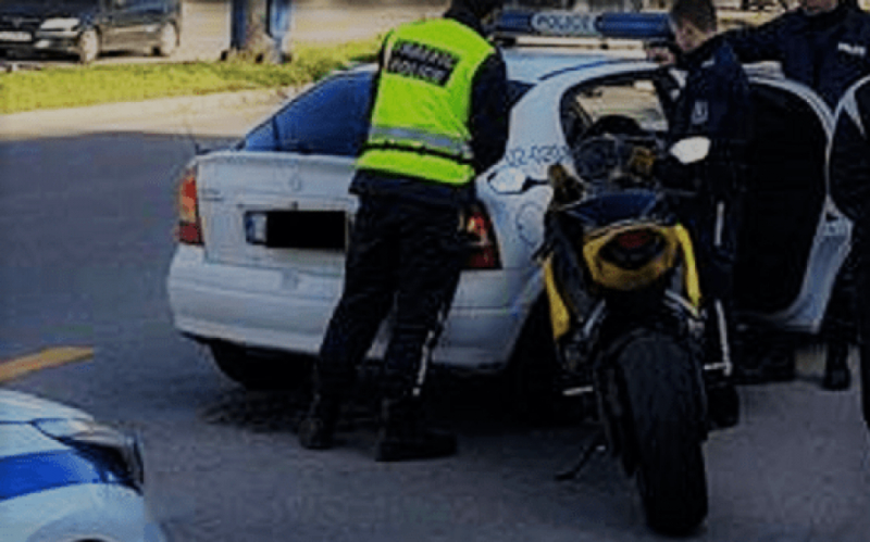 Луд екшън с моторист и полицаи във Врачанско