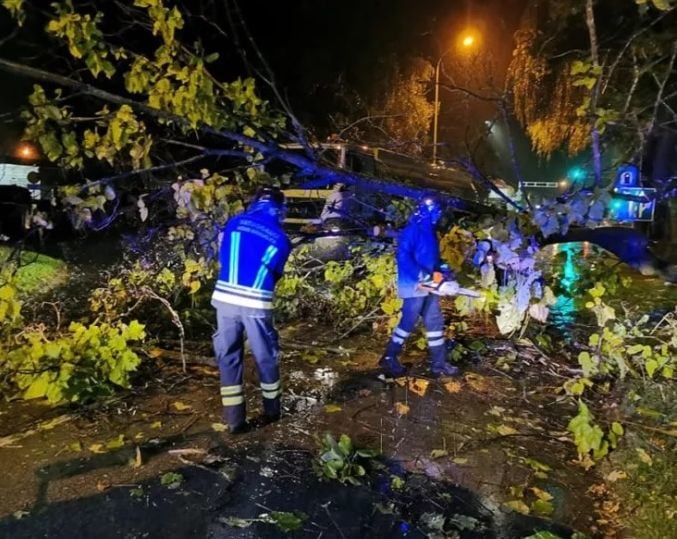 Ето от къде нахлува халата на Балканите, донесла сняг, гръмотевици и хаос ВИДЕО