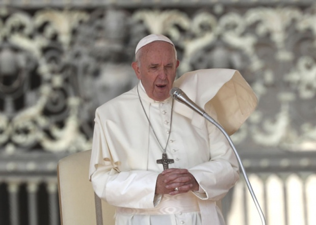 Папата започна война с ватиканската мафия