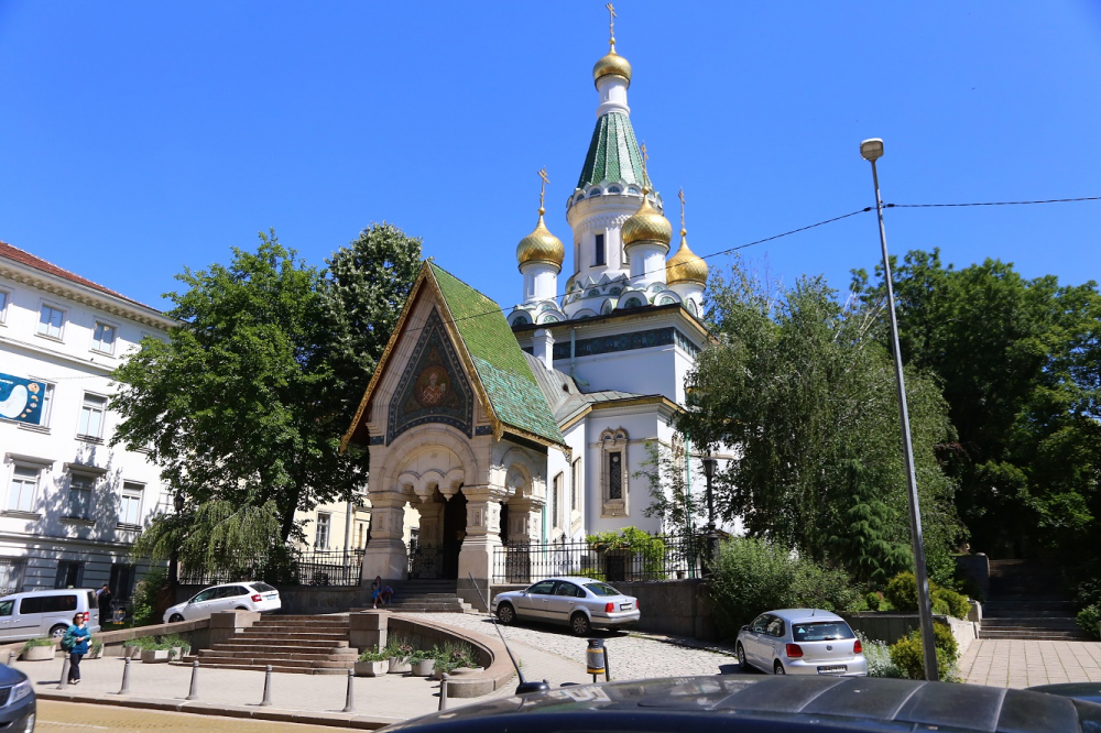 Български духовници са се срещнали с Митрофанова заради Руската църква, ето какво стана
