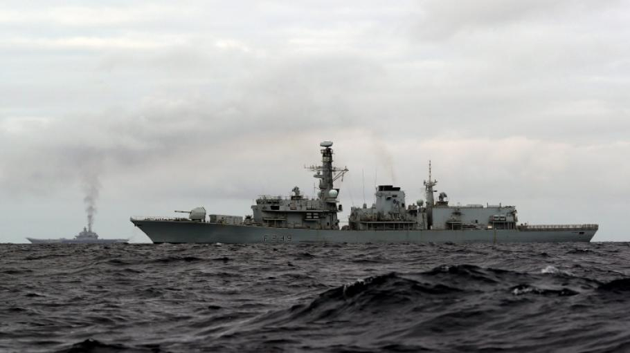 Кралските ВМС отново по петите на руска ескадра в Ламанша
