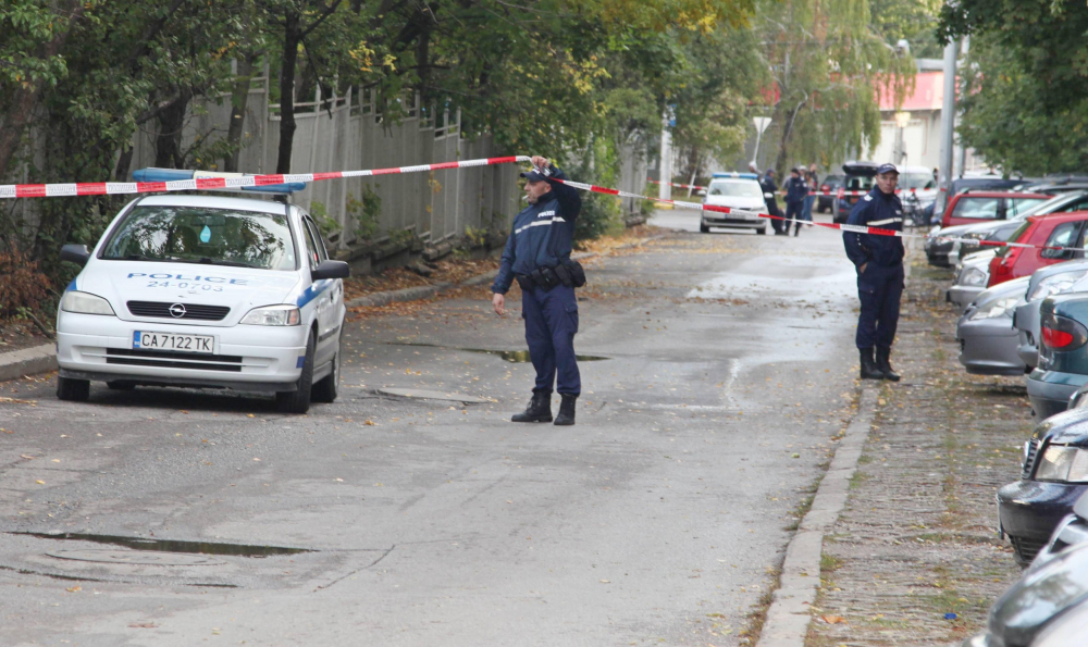 Кървави подробности за екшъна с цигани и полицаи в Кюстендил