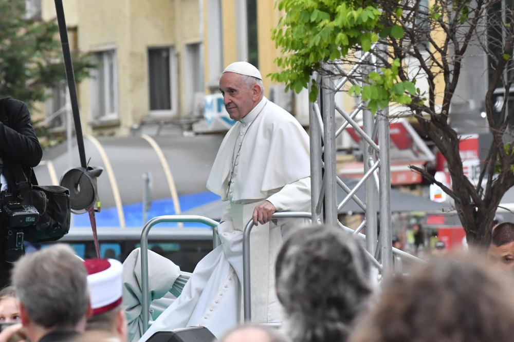 Папа Франциск с исторически жест към католиците у нас