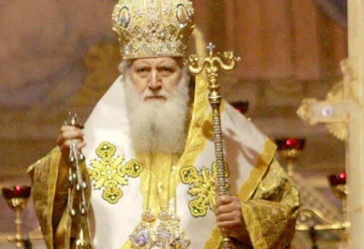 Патриарх Неофит не оглави опелото на Разпети петък