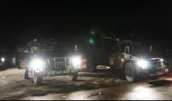Спецчасти на Прищина нахлуха с бронетехника в сръбската част на Косово ВИДЕО