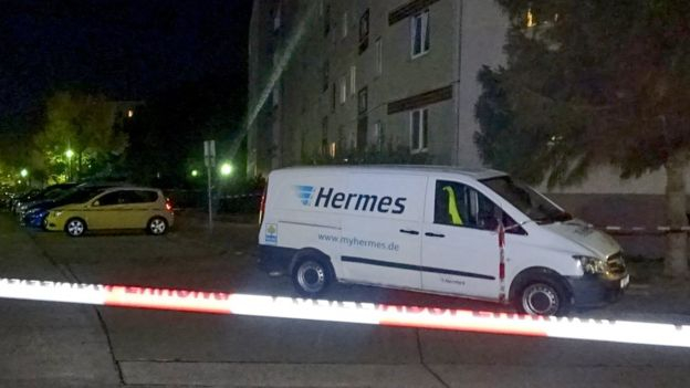 Германската полиция разследва мистериозна смърт на служители в куриерска фирма СНИМКИ