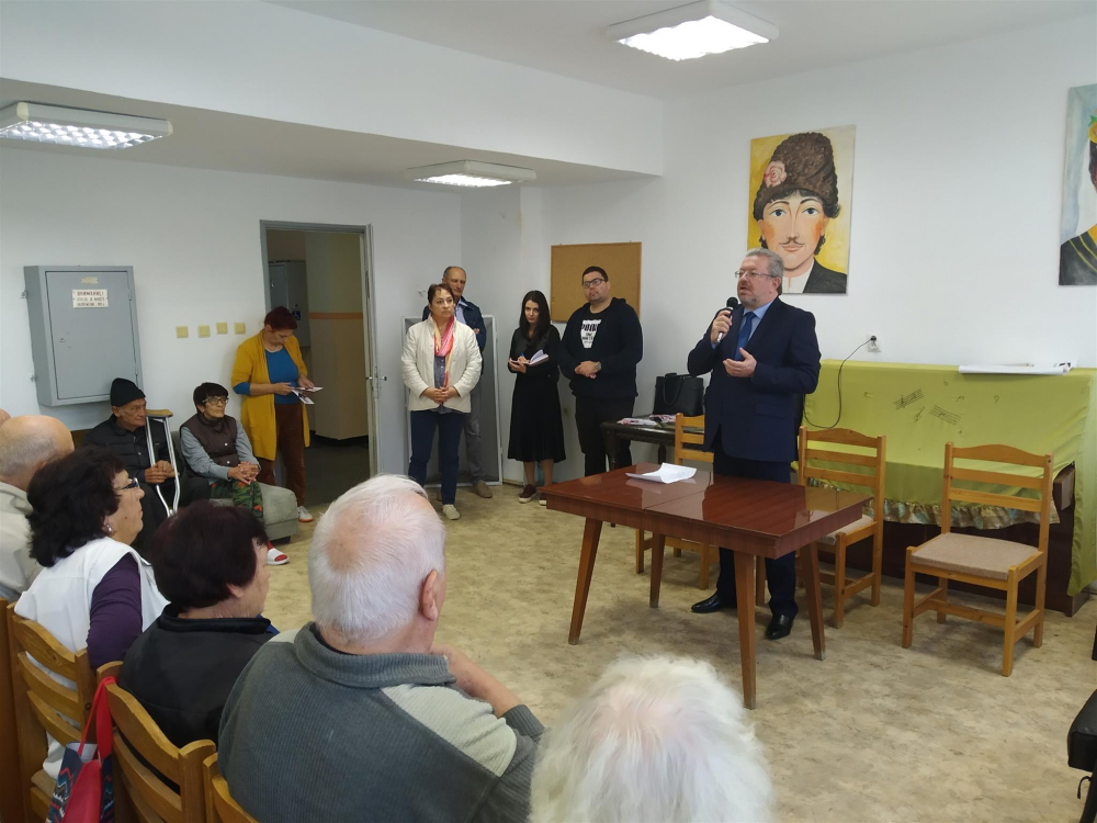 Николай Радев: Ще отворим и втори общински дом за възрастни в Пловдив