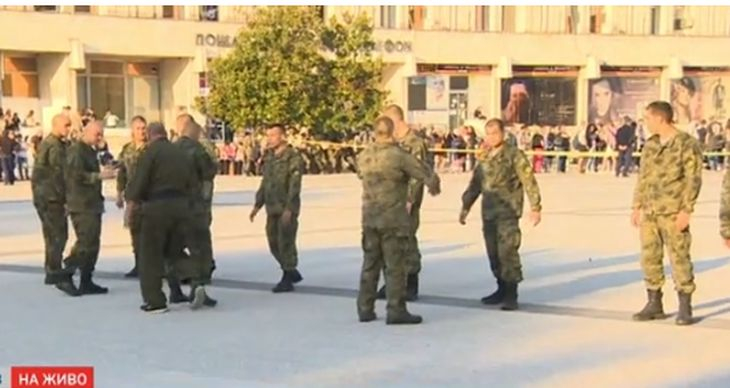 В Пловдив гъмжи от военни