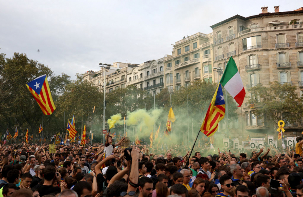 Пак бунт в Барселона, половин милион протестиращи искат независимост ВИДЕО