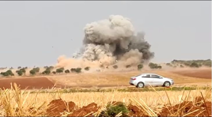 Появиха се КАДРИ от удара на Су-34 по електроцентрала на терористите в Сирия