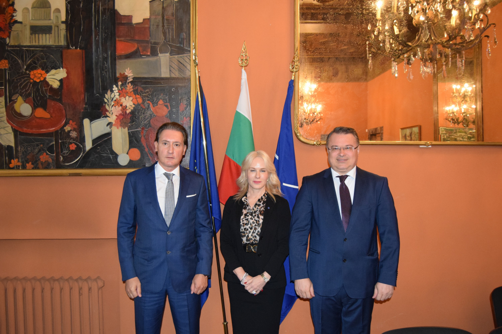 Председателят на КРИБ Кирил Домусчиев и президентът на Конфиндустрия Венченцо Боча дадоха в Рим нов тласък на българо-италианските бизнес проекти