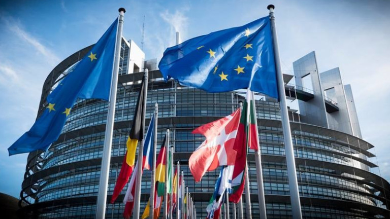 Родни евродепутати алармират Брюксел за терора над българите в Сърбия