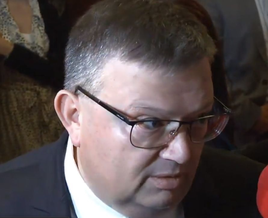 Сотир Цацаров за мониторинговия доклад на ЕК: Всяко успокоение е вредно, то ще ни върне години назад