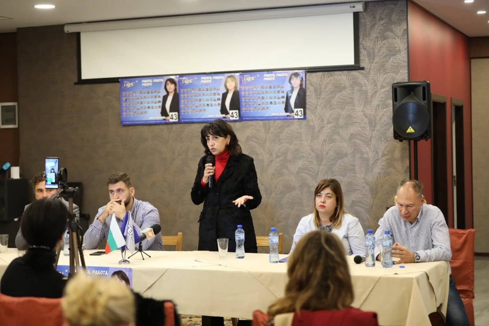 Кандидатът на ГЕРБ за кмет на Русе инж. Диана Иванова: В неделя ще решим дали искаме да дръпнем ръчната спирачка на Русе или да продължим с по-висока скорост напред 