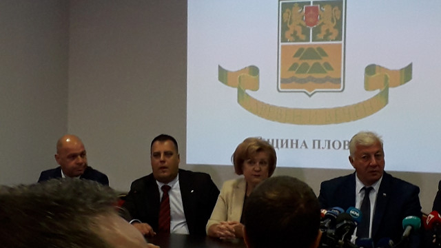 Новите кметове в Пловдив с първа пресконференция НА ЖИВО