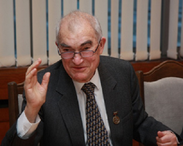 Почина мъжът, който свали от власт Тодор Живков 
