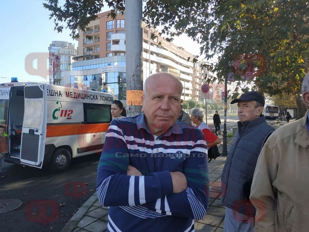Голям туристически бос е предизвикал ужаса на бургаското кръстовище СНИМКИ