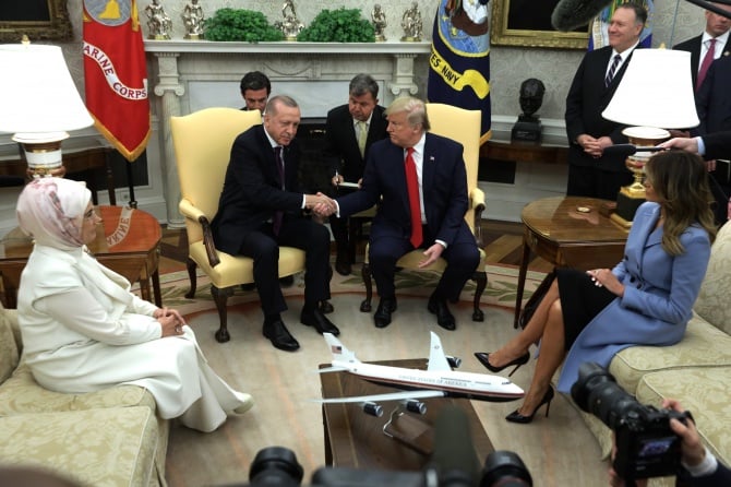 Ердоган пристигна в Белия дом при Тръмп, първи думи на двамата лидери ВИДЕО