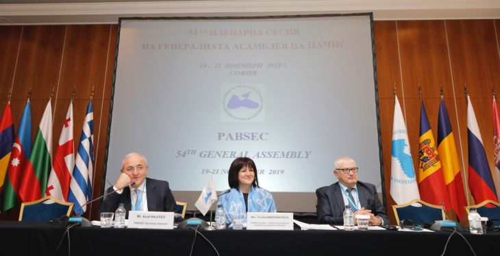Инж. Петър Кънев приветства участниците в 54-ата Генерална асамблея на Парламентарната асамблея на Черноморското икономическо сътрудничество