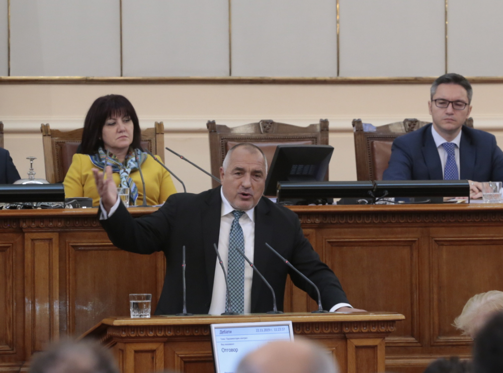 Премиерът тушира Нинова и посочи най-голямата й лъжа към българите