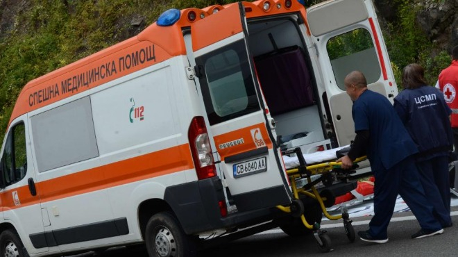 Първи СНИМКИ от страшната катастрофа с един загинал на пътя София-Варна