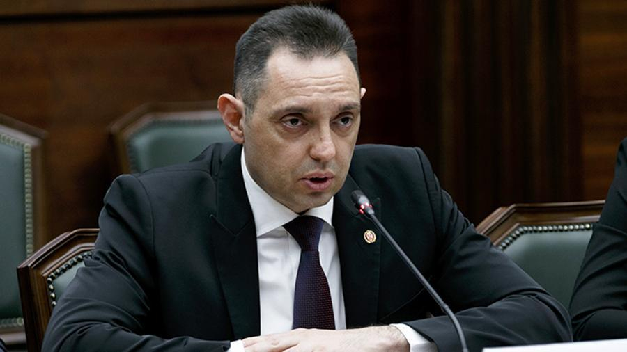 Сръбският министър на отбраната нападна остро България
