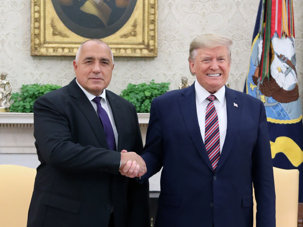 Президентът на САЩ с голяма новина в началото на разговорите с Борисов в Овалния кабинет ВИДЕО