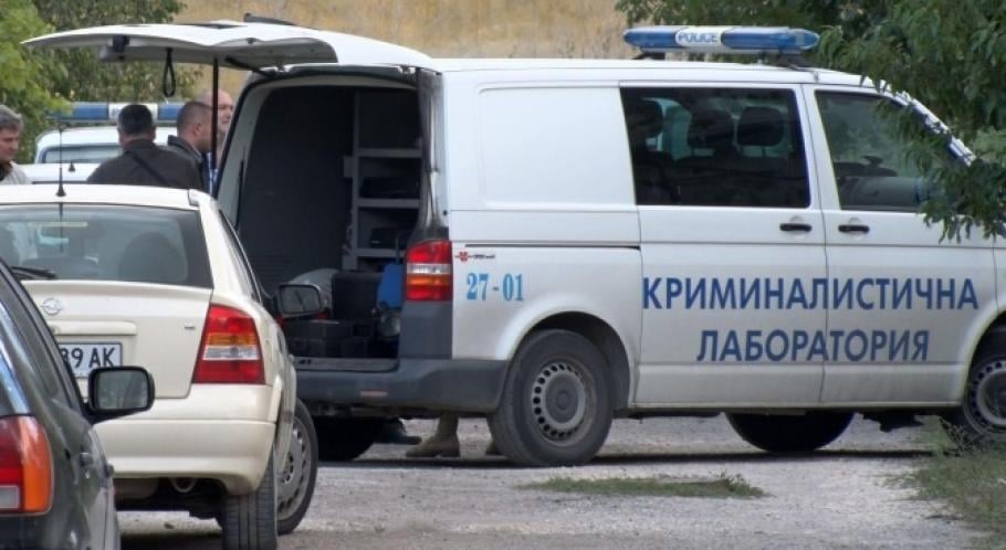 Полицията откри два трупа в София, търси информация за тях СНИМКИ  