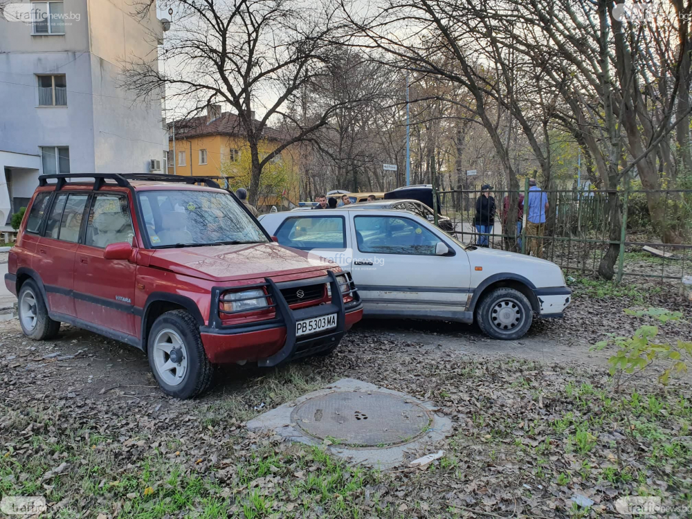 Пияният военен, помел три коли в Пловдив, със скандална оферта след мелето СНИМКИ 