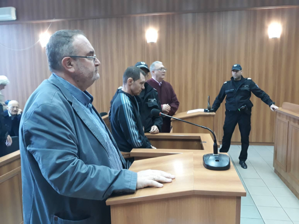 Първи СНИМКИ на убиеца на баща и син от Пловдив