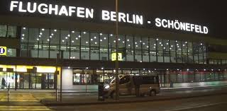 Паника край берлинското летище "Шьонефелд" заради бомба